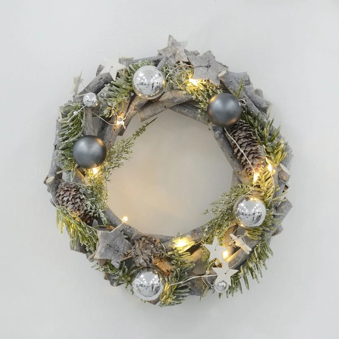 9" Pre-Lit Wooden Stick Wreath Christmas Xmas Decoration