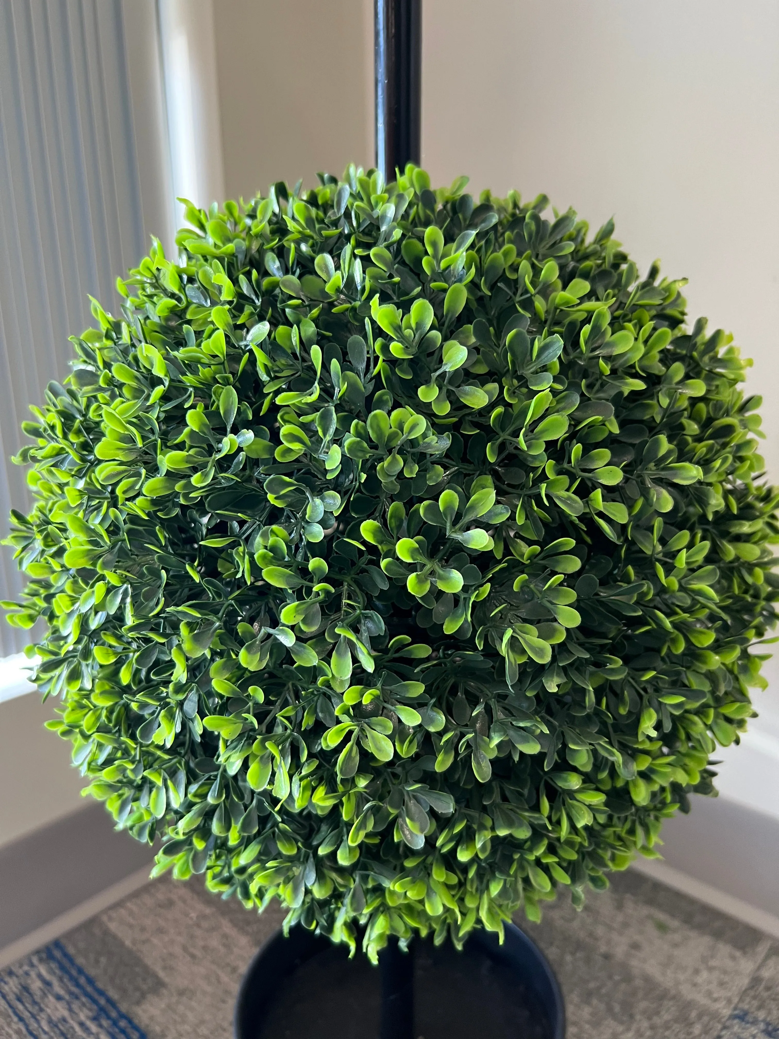 Artificial Topiary Boxwood Tree - 4' (UV Resistant)