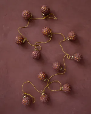 Holiday Hobnail Garland