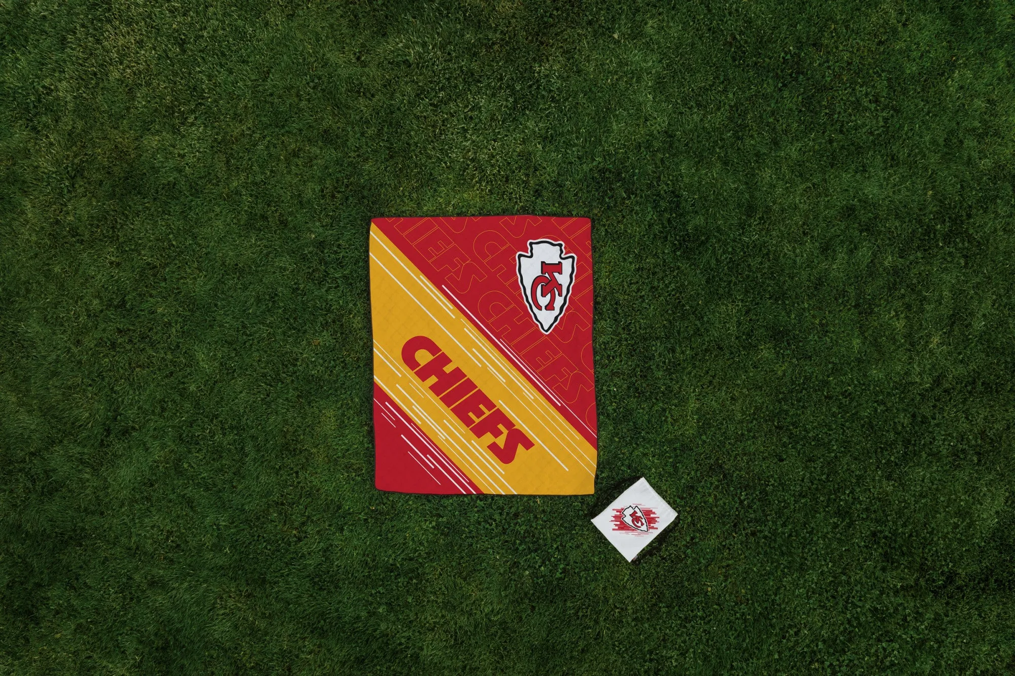 Kansas City Chiefs - Impresa Picnic Blanket