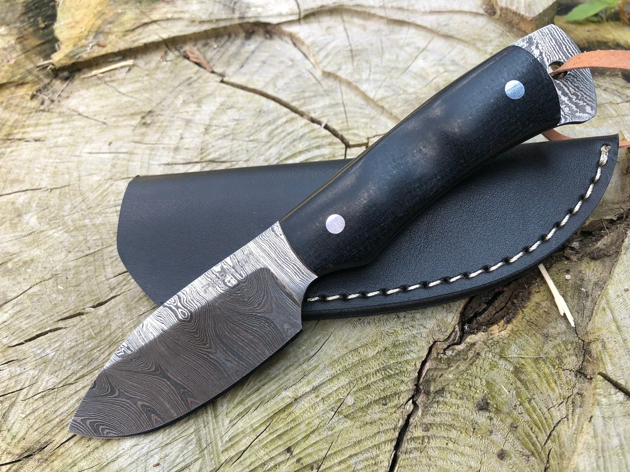 Perkin Damascus Steel Knife Hunting Knife with Sheath Bushcraft Knife - SK800